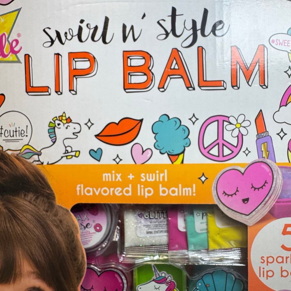 Just My Style Swirl n Style Lip Balm. New in box - Picture 2 of 9